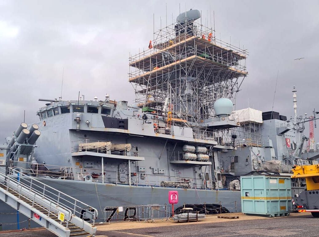 Navy HMS Kent overhaul