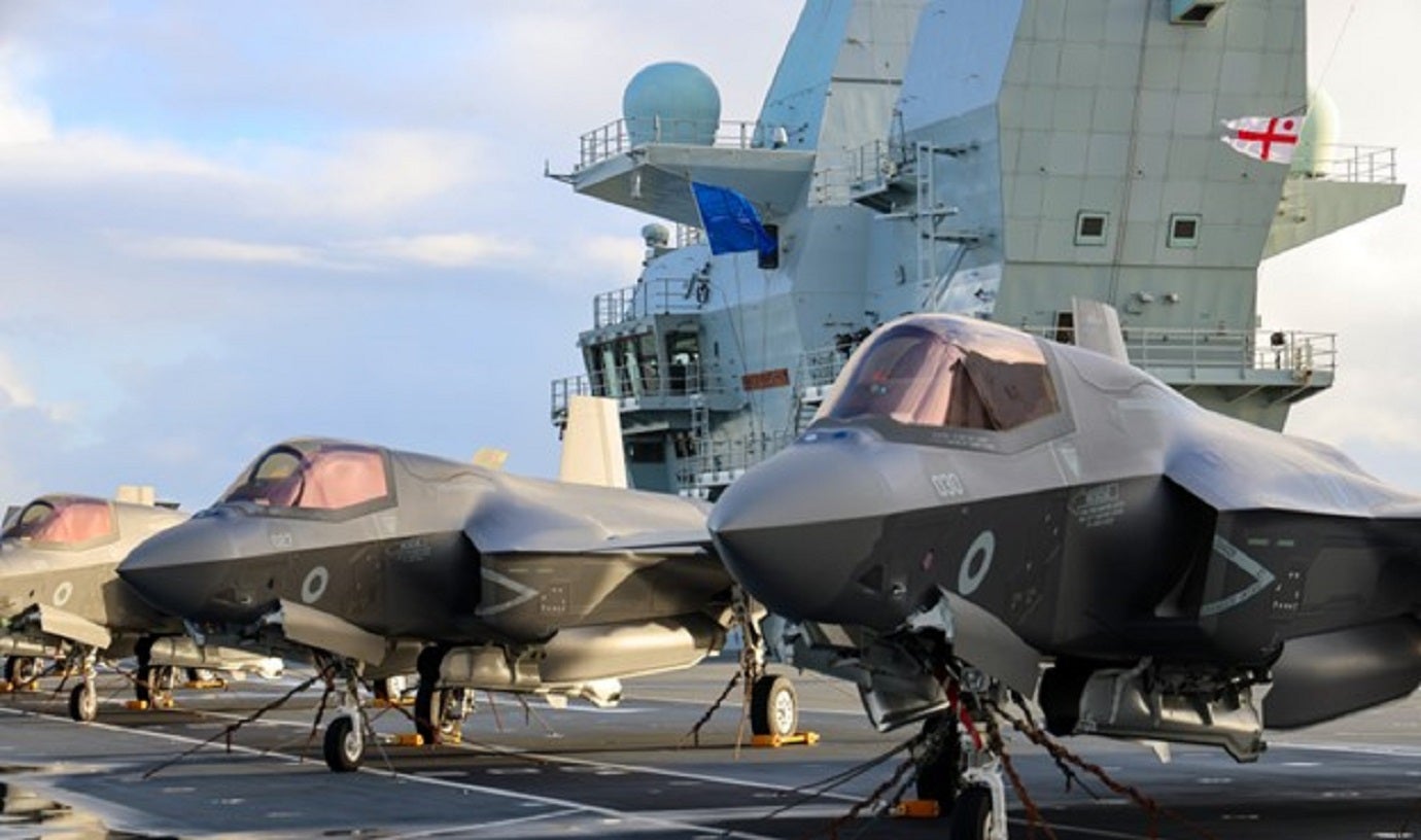 英国は2025年に空母打撃群を日本に配備すると発表